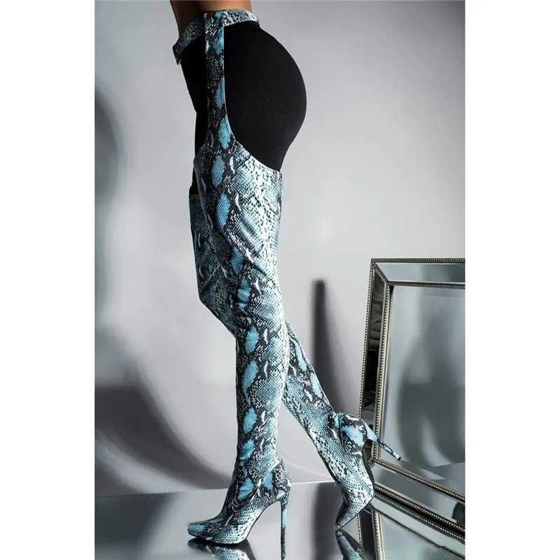 westloop-bluesnake_blue-snake_7_7