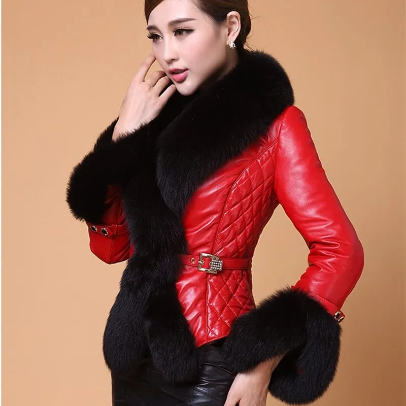 Новая осенне-зимняя женская куртка из искусственной кожи с отложным воротником и меховым воротником, Роскошные куртки из искусственного меха, короткая черная кожаная куртка - Цвет: Red Black