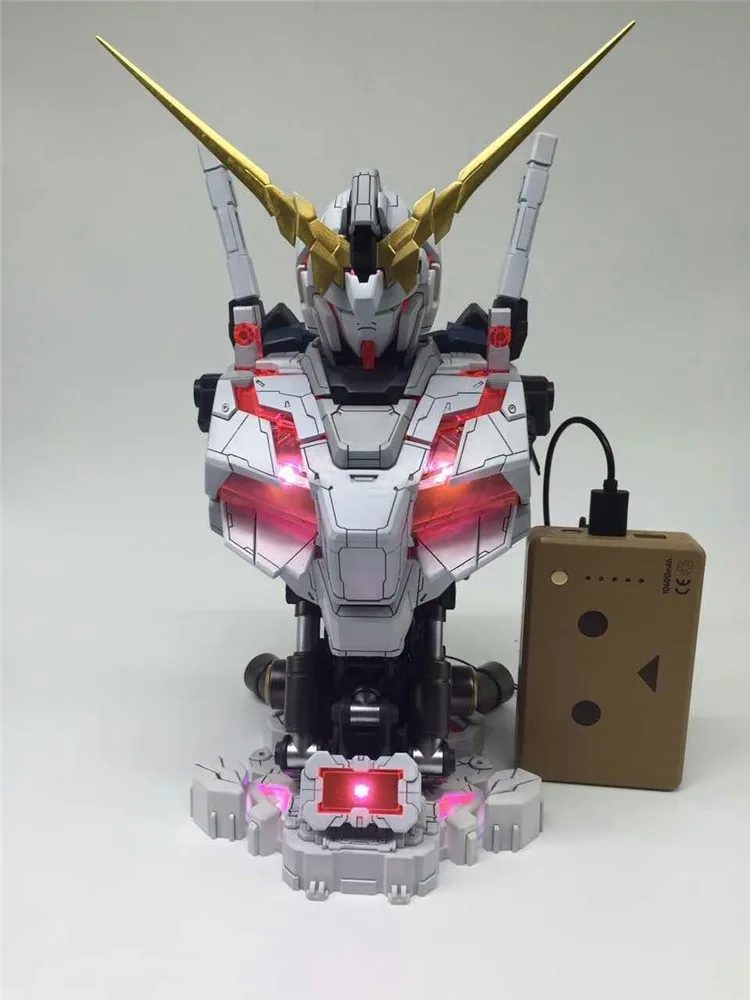 Комиксов клуб YIHUI Модель Ассамблеи Gundam Unicorn Бюст Модель 1:35 содержат светодиодные фигурку игрушка