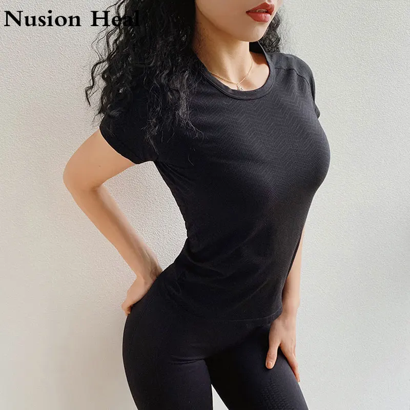 

2019 Women Crop Short Sleeve Yoga Shirts Women Yoga Top Sports Shirt Sports Wear for Women Gym Womens Workout Tops Sweatshirt