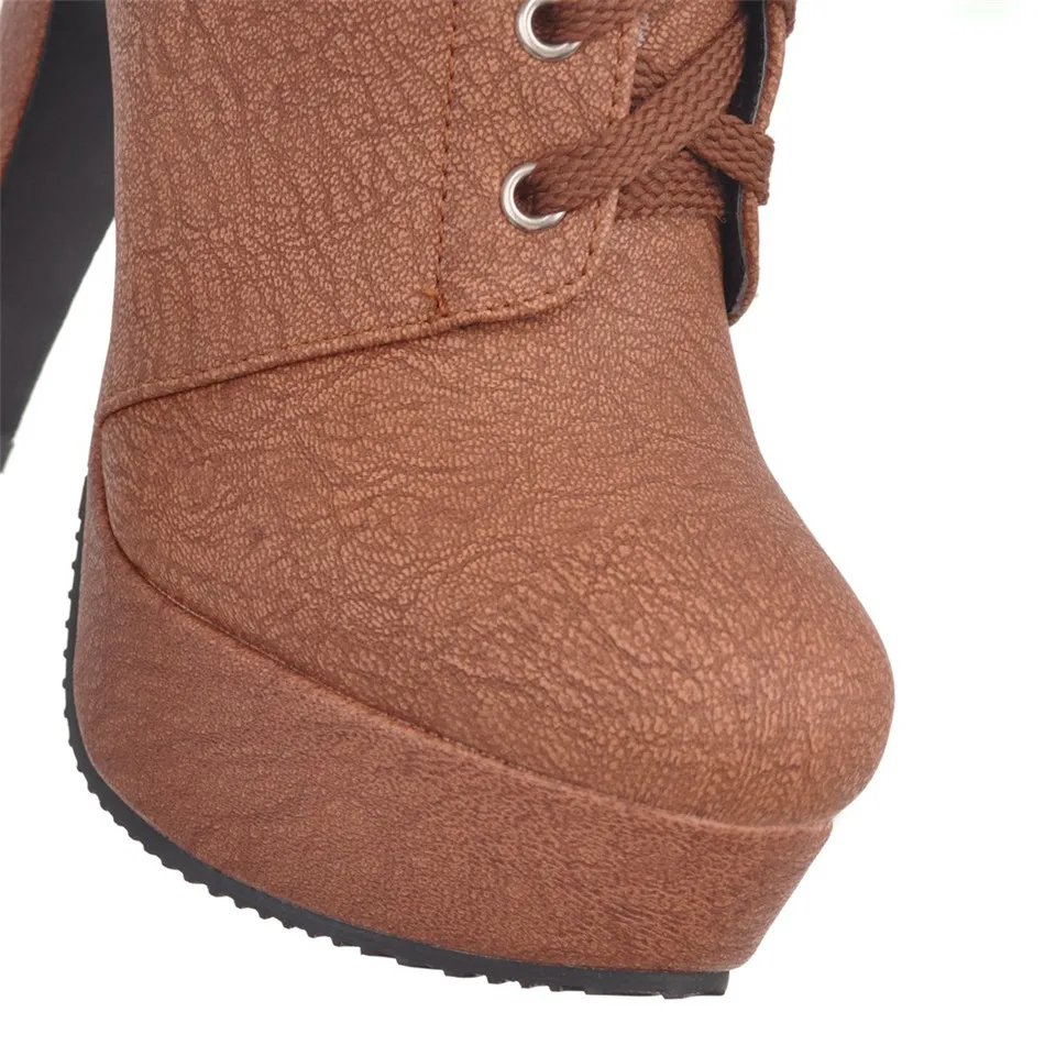 Odetina/; Модные женские ботильоны на платформе и высоком каблуке; ботинки на шнуровке на толстой подошве; зимняя теплая обувь с пряжкой; плюш; большой размер 50
