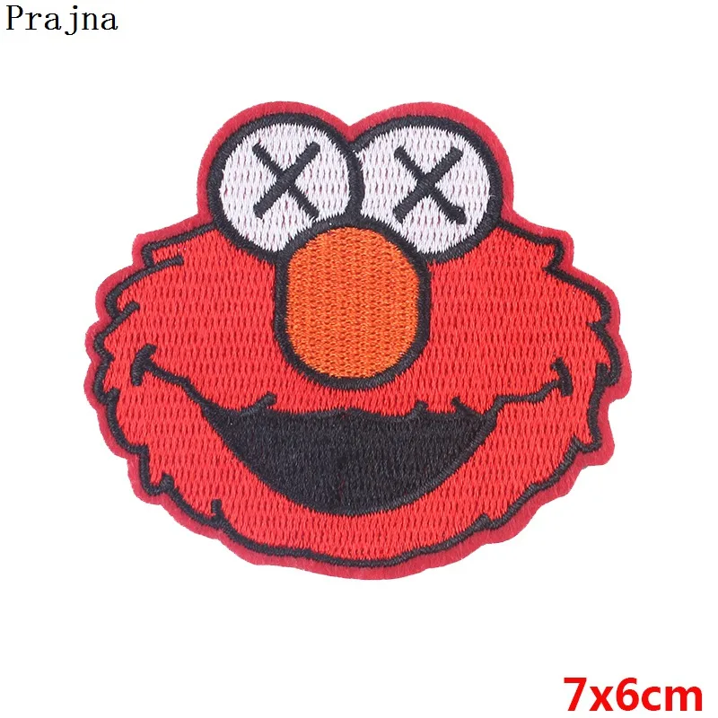 Prajna Sesame Street Elmo Patches Iron-On Embroidered Patch Cute Monkeys Accessories For Clothing DIY Stickers On Kids T-shirt - Цвет: Серый цвет с красноватым отливом