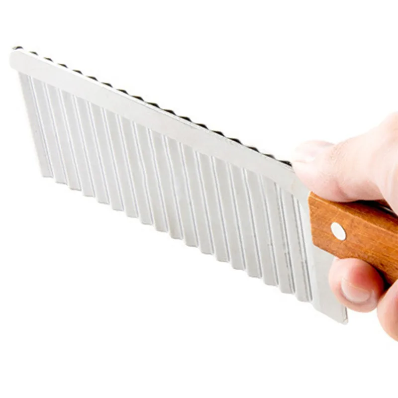 2017 Wooden Handle Vegetable Corrugated Slicers French Style Wave Knife