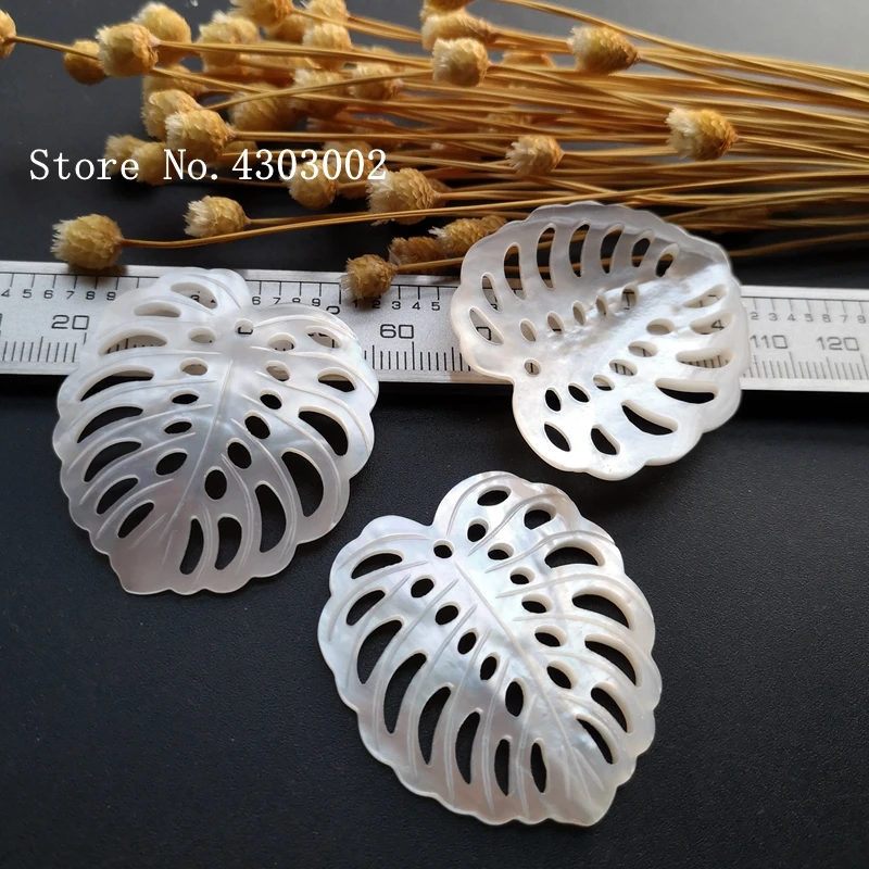 

10pcs/lot 37x40mm 100% Natural Hollow Leaf Mother Of Pearl Shell Leaf for DIY Jewerly Hollow Leaf MOP for Earrings
