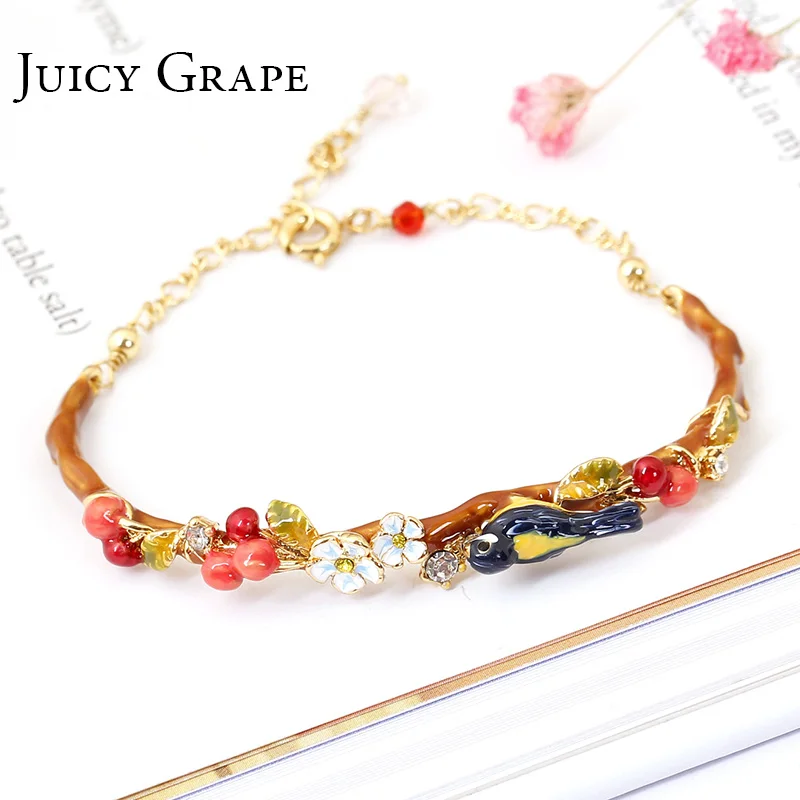 

Juicy Grape New Arrivals Enamel Bird Cherry Garden Bracelet for Women Prevent Fade Woman Charm Jewelry Gilded Bracelet