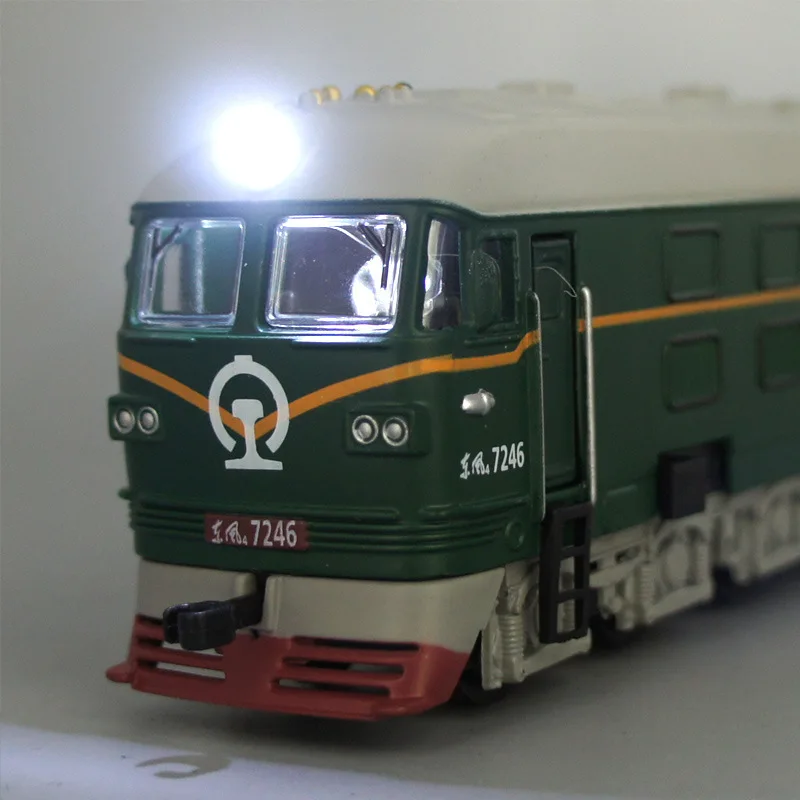 

Mikidual Toys for Children Die-cast Metal Electric Car Models Pull Back Vehicles With Sound Light Dongfeng Retro Vingage Train