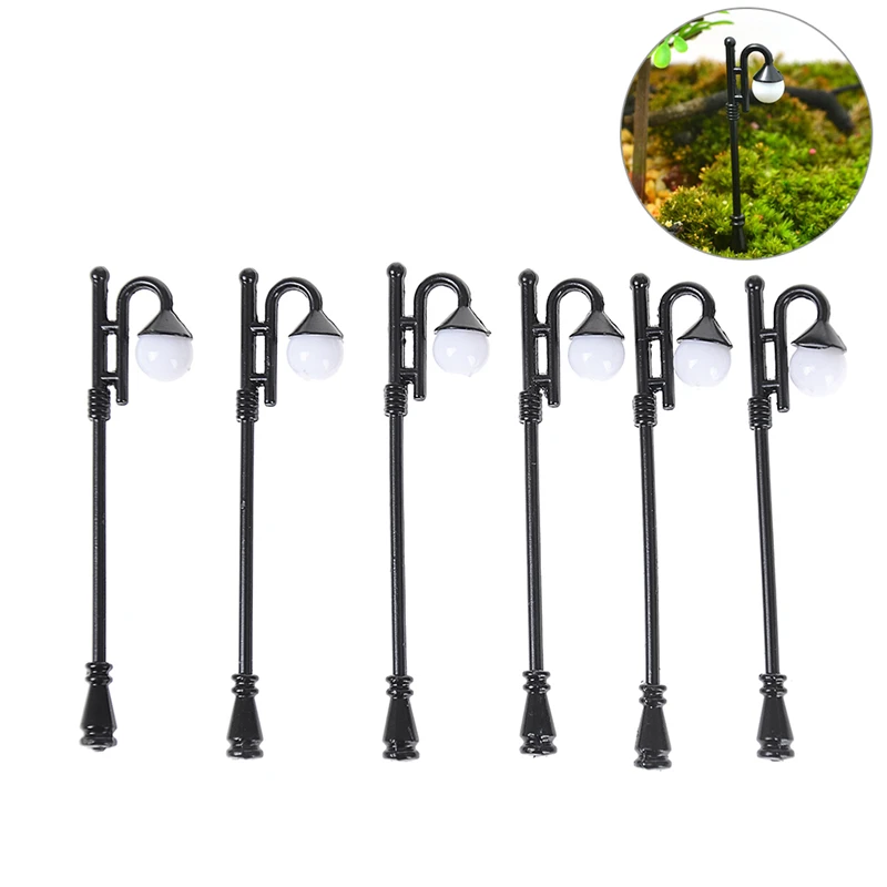 

3Pcs Metal Park Courtyard Lanterns Model Streets Lamp Modelmaking Hexagonal Single-head LED Lights Model Toys