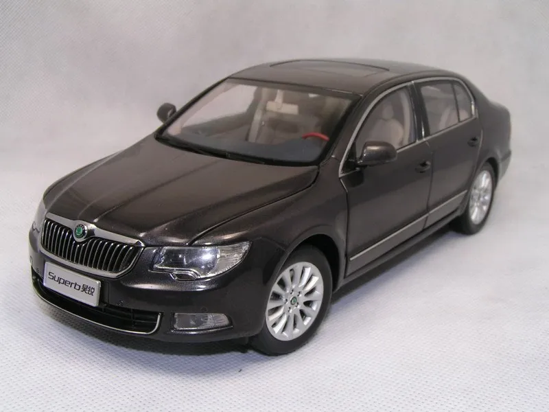 Модель Skoda Superb