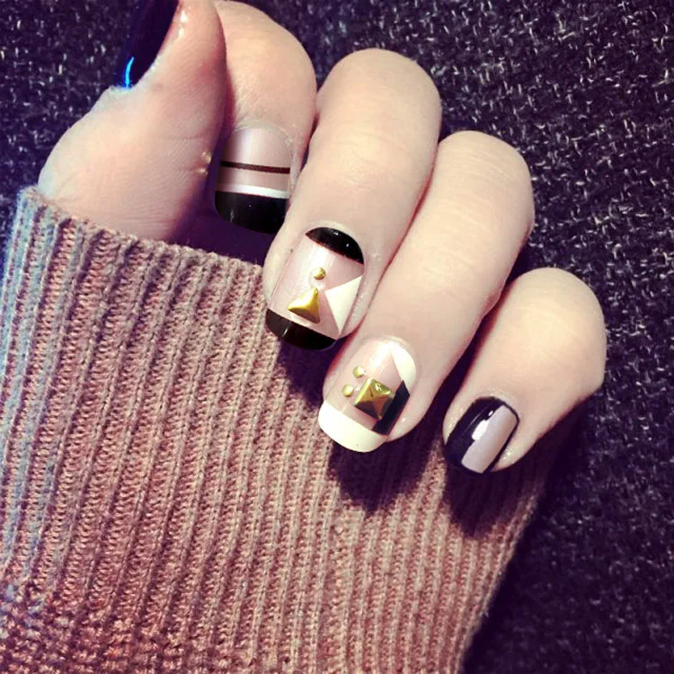 Hotsale Excellent Magazine Style Black and White False Nail With Glue Daily Manicure Fake Strips Rivet Bride Patch D25 | Красота и