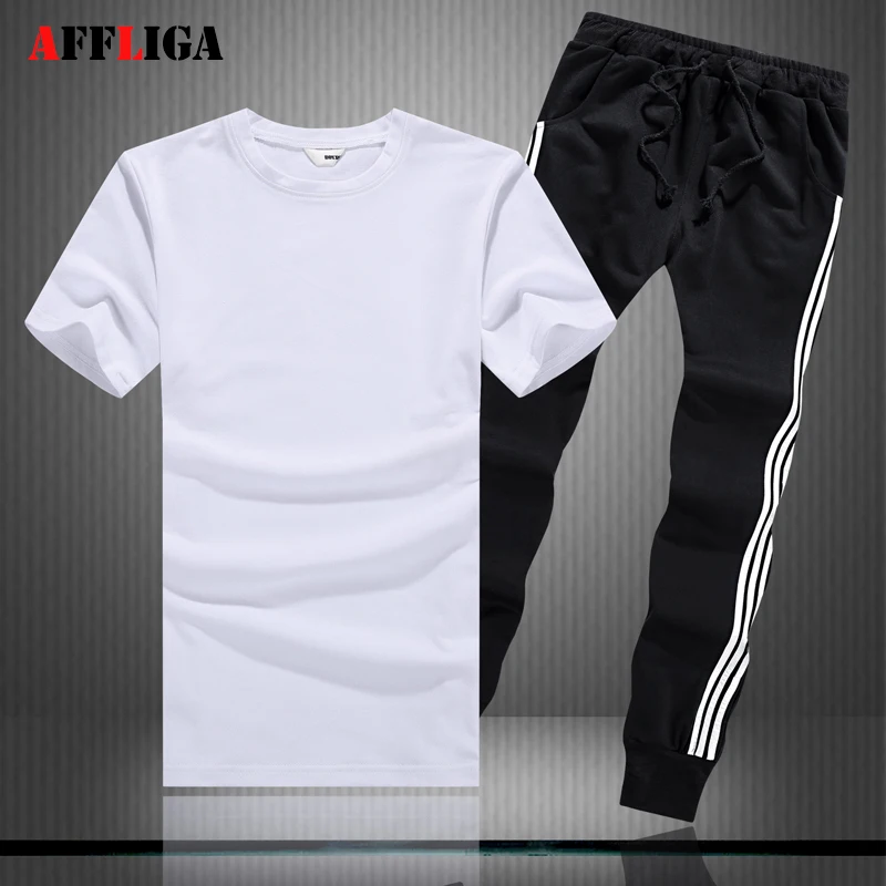 T Shirts set Summer Brand Tshirt Men Solid Color Sportsuit Set 2017 T Shirt Suit Male