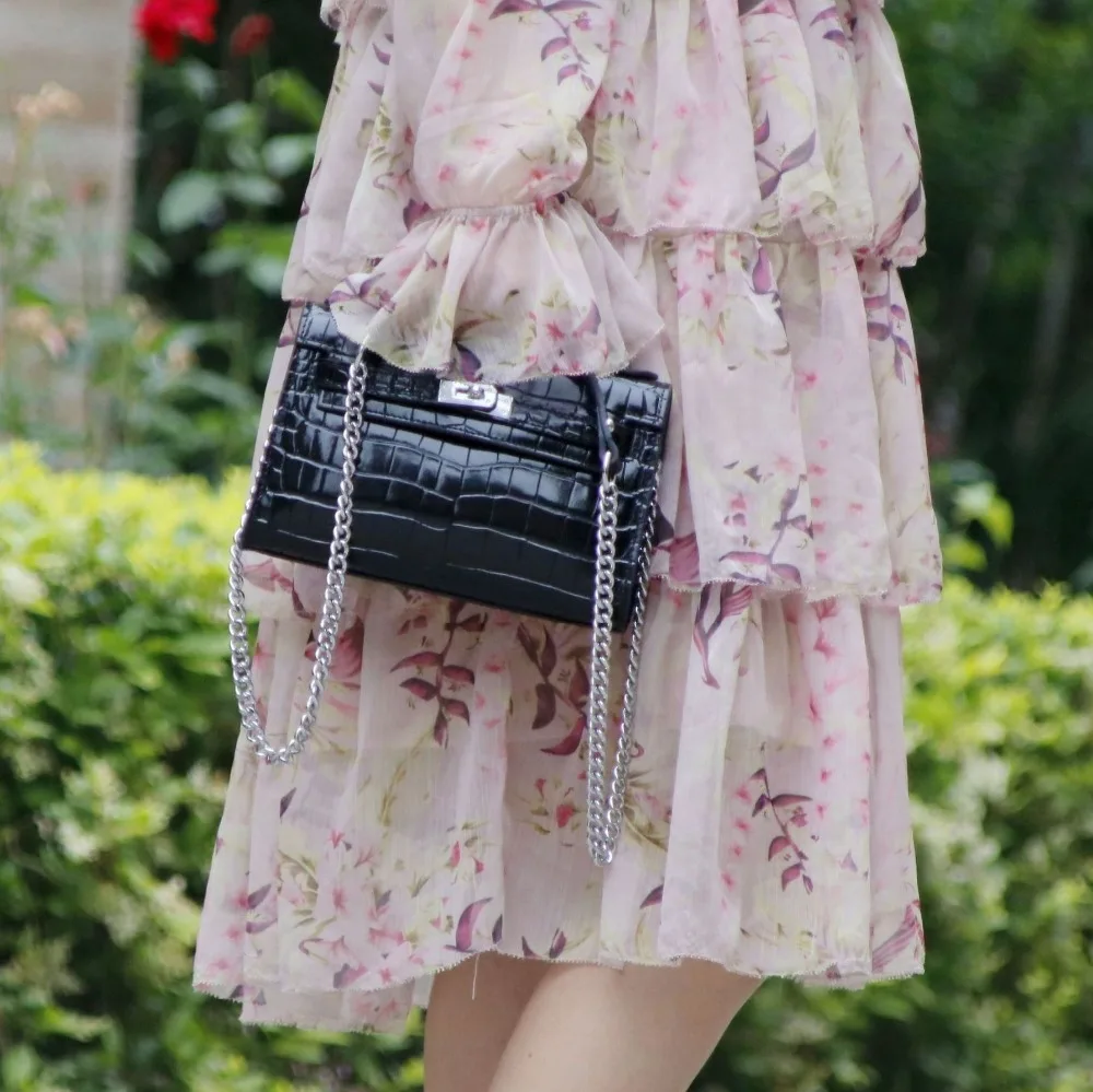 Women Clutch Bag Genuine Leather Handbag Fashion Crocodile Pattern Evening bag Female Chain Shoulder Bag Messenger Bag~18B13 Women Clutch Bag Genuine Leather Handbag Fashion Crocodile Pattern Evening bag Female Chain Shoulder Bag Messenger Bag~18B13