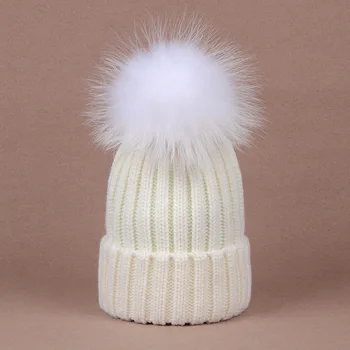

2020 Women Real Fur Pom Pom Hat Female Winter Autumn Knitted Bomber Hat Fur Ball Ladies Cashmere Natural Raccoon Fur Pompom Hat