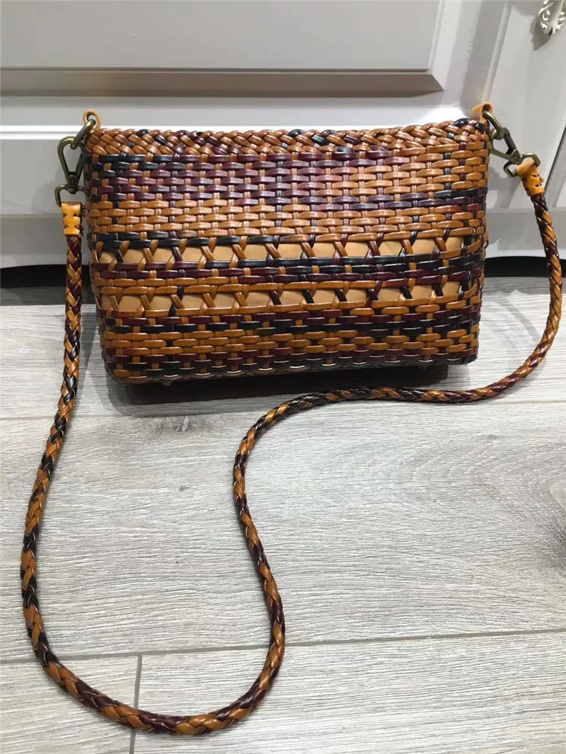 

DIOLEVY Brand Women Messenger Bag Girl Shoulder Bag knitting Genuine Leather Satchel Ladies Crossbody Bag Weave Tote Women