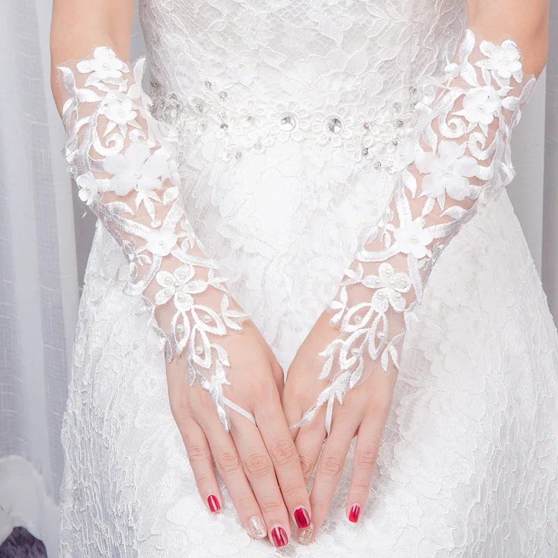 

Free Shipping 2018 Fingerless Long White Lace Gloves for Bridal Flower with Pearls Women's Wedding Gloves gants mariage