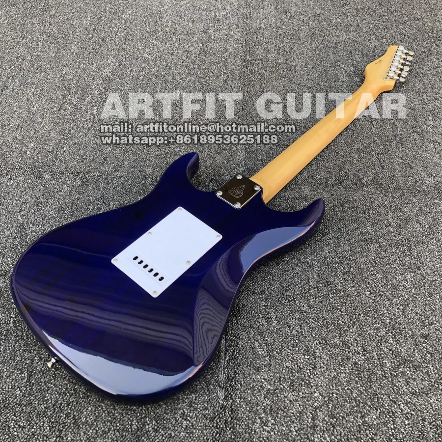 Lake Blue Quilted Maple Top Wilkinson Pickups Tremolo Bridge Coil Split M6 Locking Tuners 6 String Clean Sound Stratocaster Electric Guitar  (10)