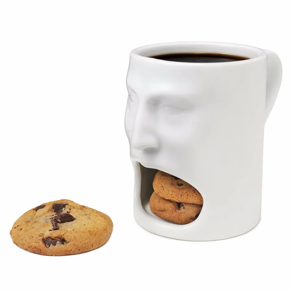 

1Piece Face Ceramic Dunk Mug with Biscuit Pocket Holder Coffee and Cookie Mug Coffee Cup Tea Milk Cup Party Creative Gift