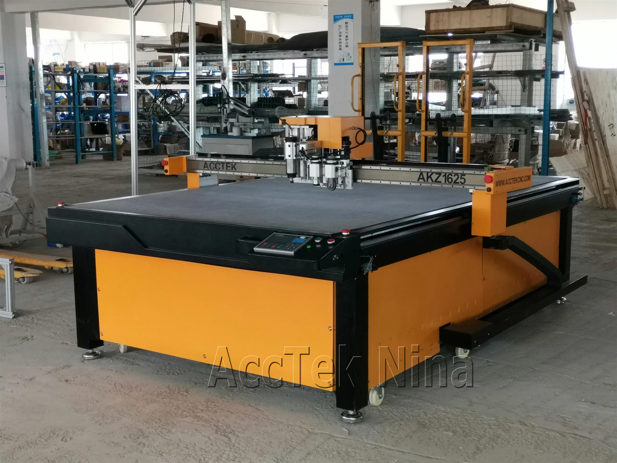 AccTek 1600*2500mm work area cnc oscillating vibrating knife cutting machine for foam fabric leather round knife cutter
