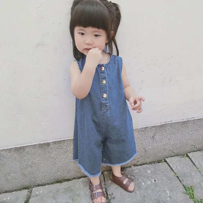 

DFXD 2018 Summer Baby Girl Denim Blue Overalls Top Quality Loose Sleeveless Jeans Jumpsuit Toddler Clothes Girls Rompers 2-8Y