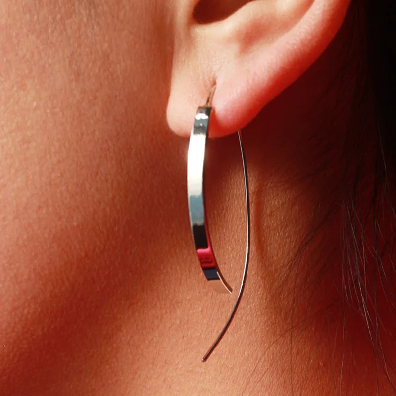 2016 New Hot Sell Wholesale Lot  Women Fashion Shiny Silver Tone Earring 1.1X2.1 Moon Hoop Stud Girls Lady ZZZ-1