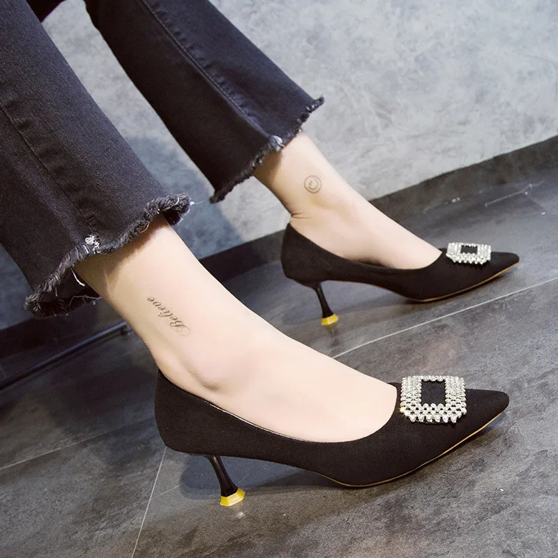 Lurxuy/Женская офисная обувь с украшением в виде кристаллов; модная обувь на тонком высоком каблуке с острым носком - Цвет: Черный