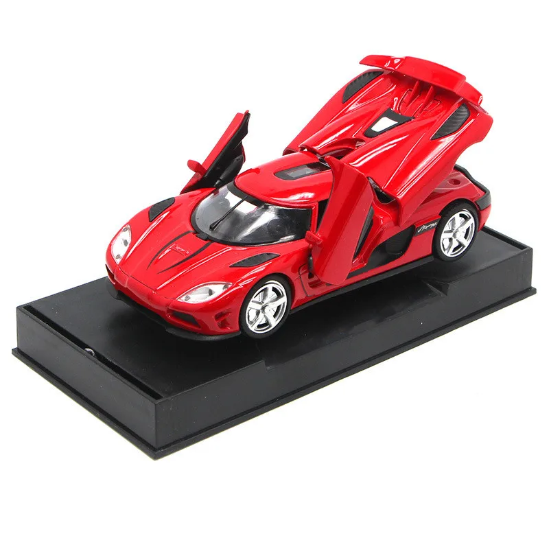 

1:32 Alloy Pull Back Car Model for Konigseg Super Racing Corss-country Model 3 Open Doors Music Light Function with Window Box