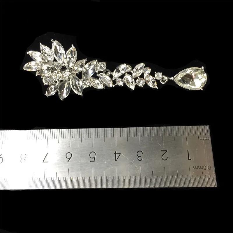 Fashion-Flower-Sparkling-Drop-Piercing-Earrings-and-ear-Earrings-Elegant-Charming-Wedding-Earrings-For-Women-Gift (4)