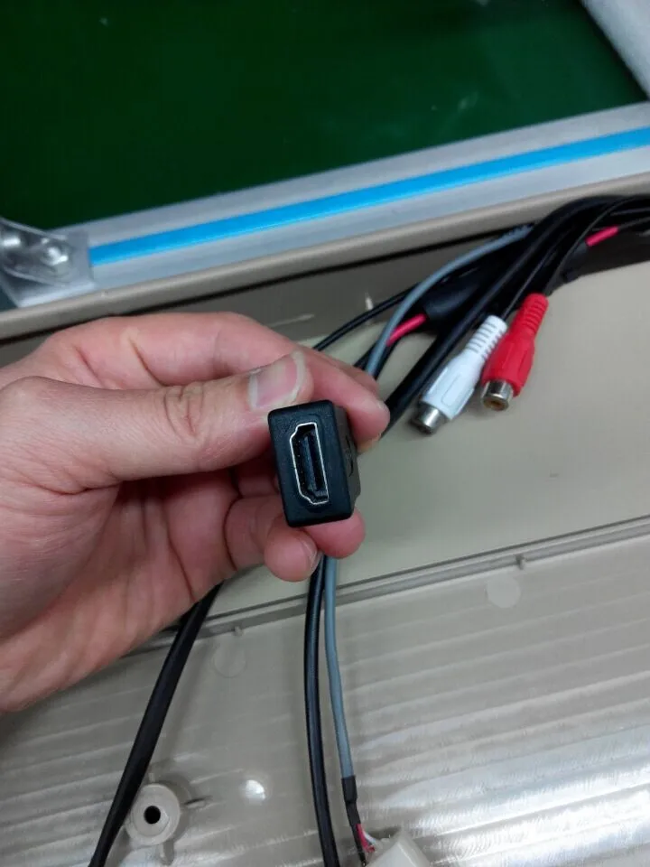 HDMI