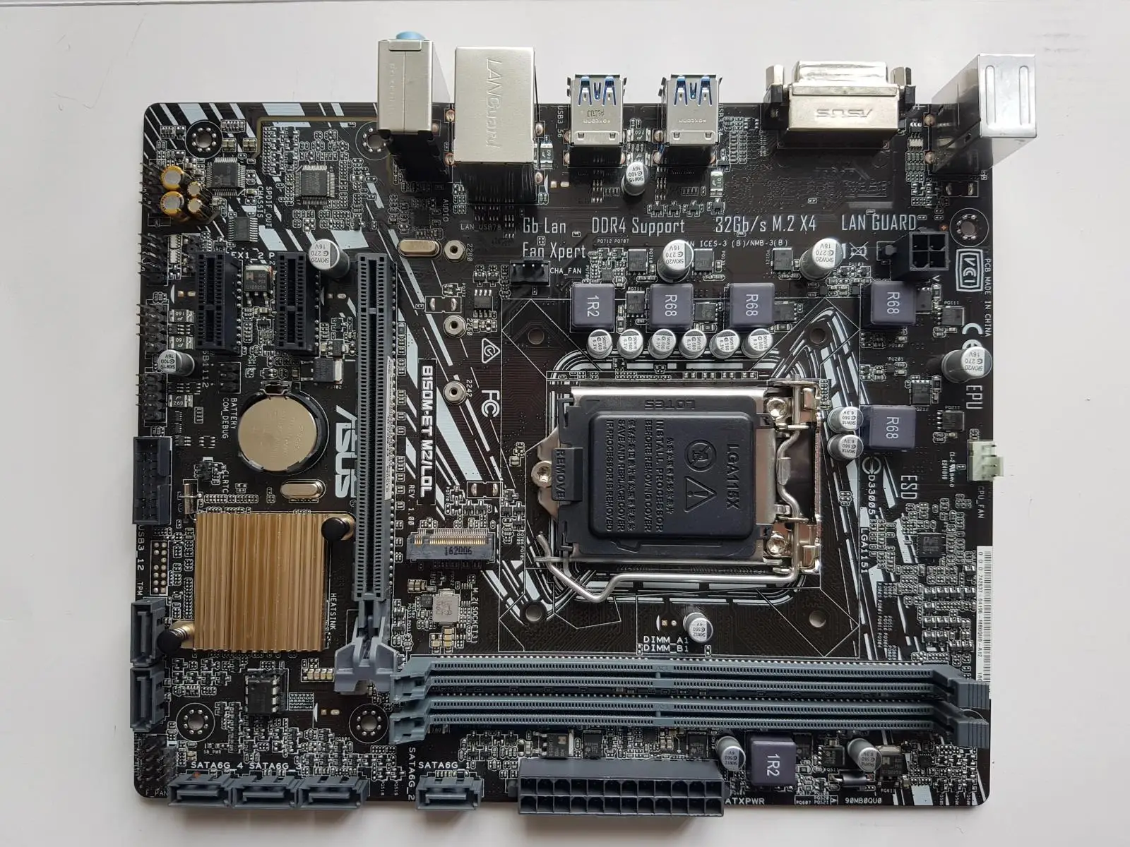 Used,Original ASUS motherboard B150M-ET M2/LOL LGA 1151 DDR4 board 32G for I3 I5 I7 CPU Desktop motherborad,100% tested good Used,Original ASUS motherboard B150M-ET M2/LOL LGA 1151 DDR4 board 32G for I3 I5 I7 CPU Desktop motherborad,100% tested good