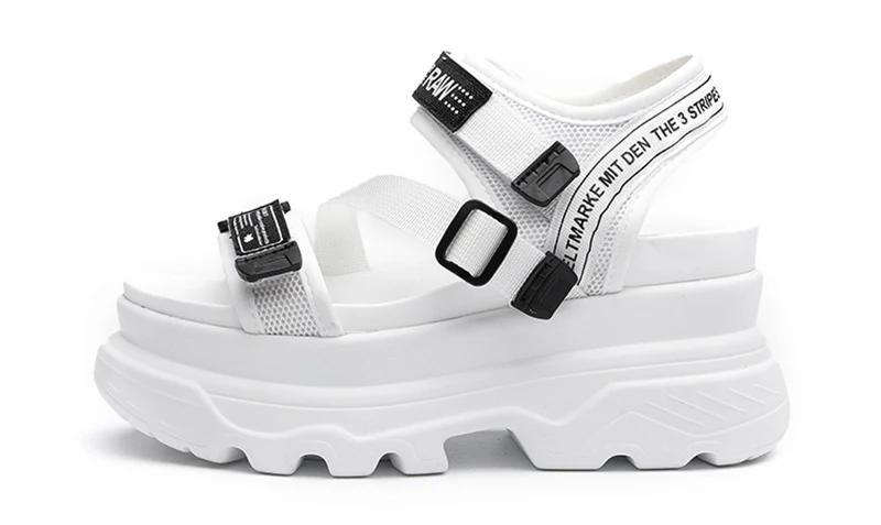 HTB1C2yDN7voK1RjSZFDq6xY3pXaK