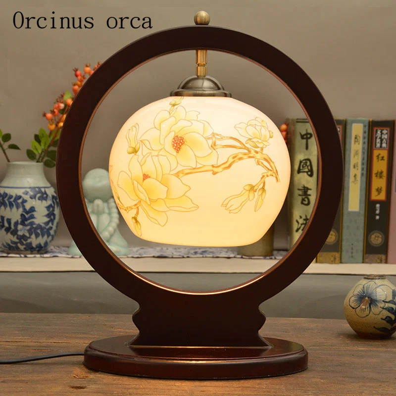New Chinese antique creative ceramic table lamp bedroom bedside lamp American Pastoral flower painting solid wood desk lamp New Chinese antique creative ceramic table lamp bedroom bedside lamp American Pastoral flower painting solid wood desk lamp