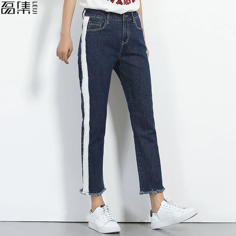 Koop Jeans vrouw plus size Side stripes Enkellange denim pant losse rechte Broek voor vrouwen 6XL