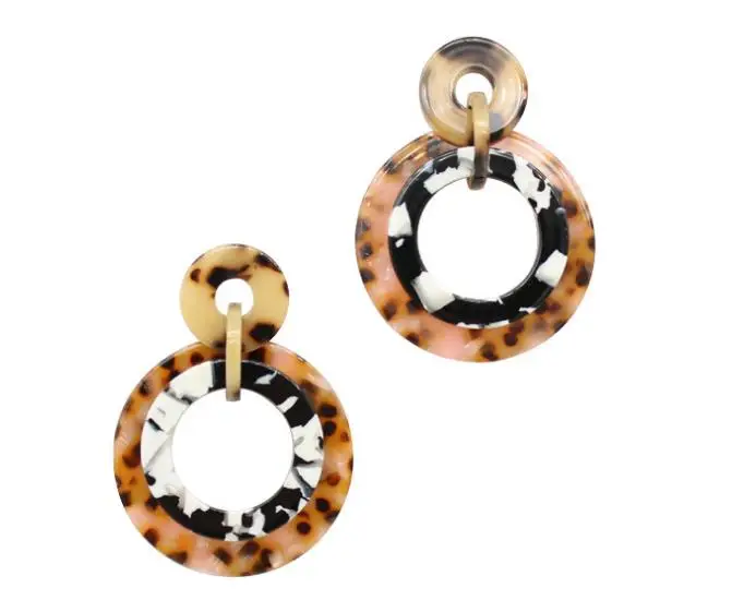 

Bohemian Leopard Stud Earrings Round Resin Acetate Plate Stud Earrings Fashion Geometry Woman High Quality Stud Earrings