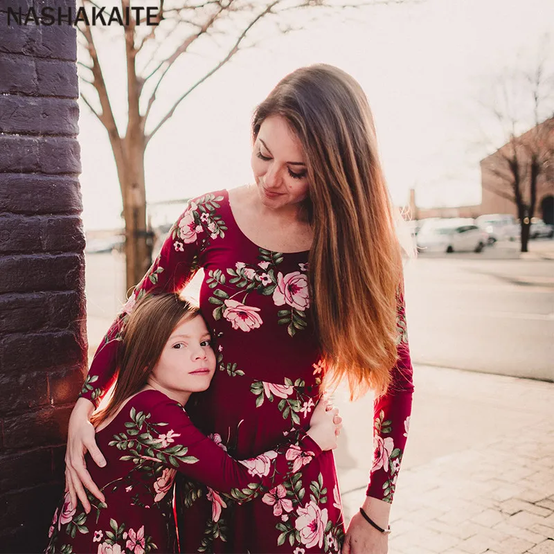 NASHAKAITE/платья для мамы и дочки; Вечерние Платья с цветочным принтом; длинное платье для мамы и дочки; Семейные комплекты