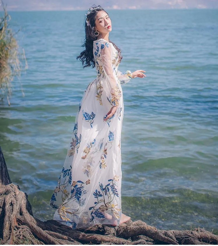 

2018 Girls fashion quality embroidery long dresses women's casual summer holiday beach elegant flower white dress size M L #W103