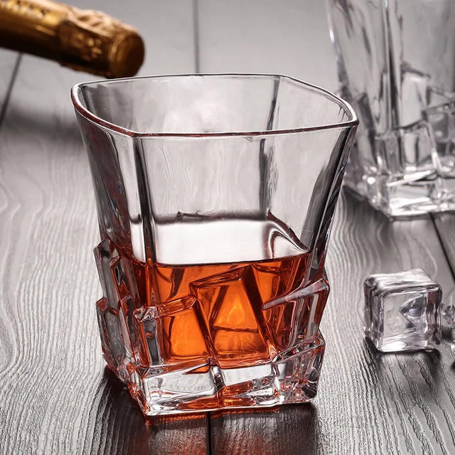 Unique Elegant Whiskey Glass