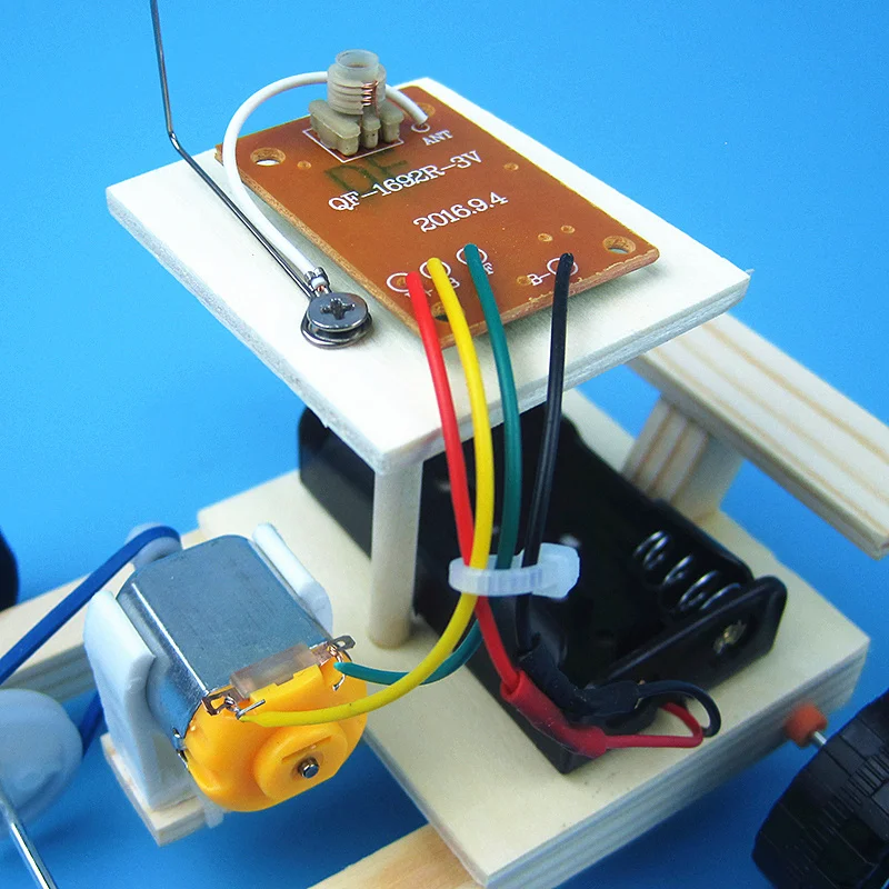 Happyxuan Дети DIY электрический пульт дистанционного управления автомобиль наука