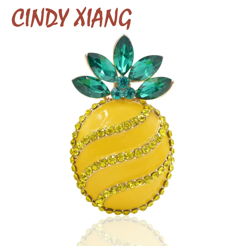 

CINDY XIANG Summer Style Pineapple Brooches for Women Fashion Rhinestone Fruit Brooch Fashion New Arrival 2018 Customize Style