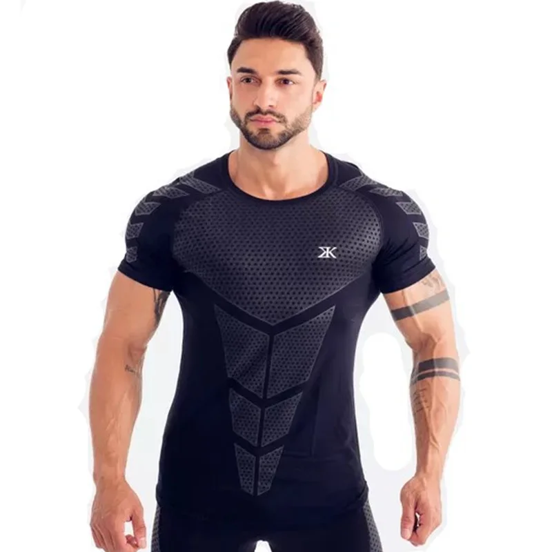 

New Men Running Sport Compression Skinny T-shirt Gym Fitness Bodybuilding Training Tee shirt Male jogging Tops Crossfit clothing