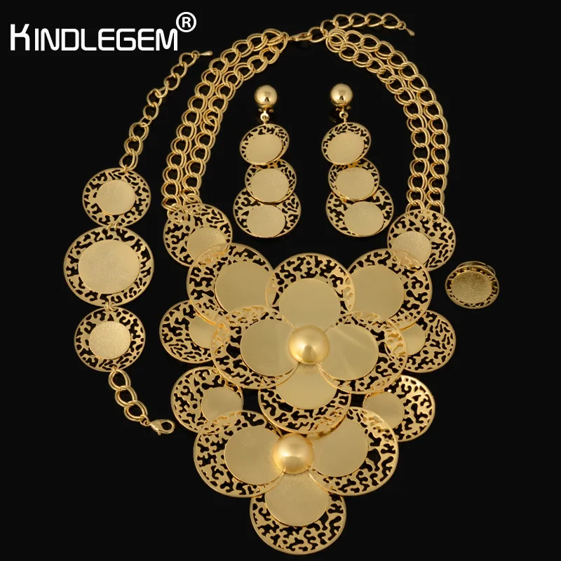 

Kindlegem Fashion Big Pendant Necklace Earring Bracelet Ring Fashion Dubai Gold Jewelry For Women Party Wedding Jewelry Set