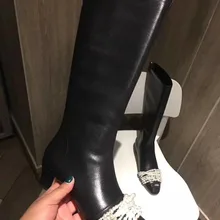 Новинка года; Брендовая обувь для подиума с украшением в виде звезд; длинные ботиночки с жемчужинами; шикарные кожаные рыцарские Сапоги на каблуке; sapato feminino; женская обувь