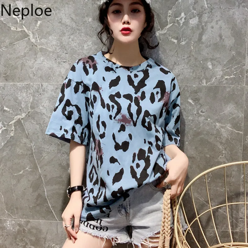 

Neploe Leopard Print Women T Shirts Summer 2019 New O-Neck Half Sleeve Tees Loose Korean Ladies Tops 44020
