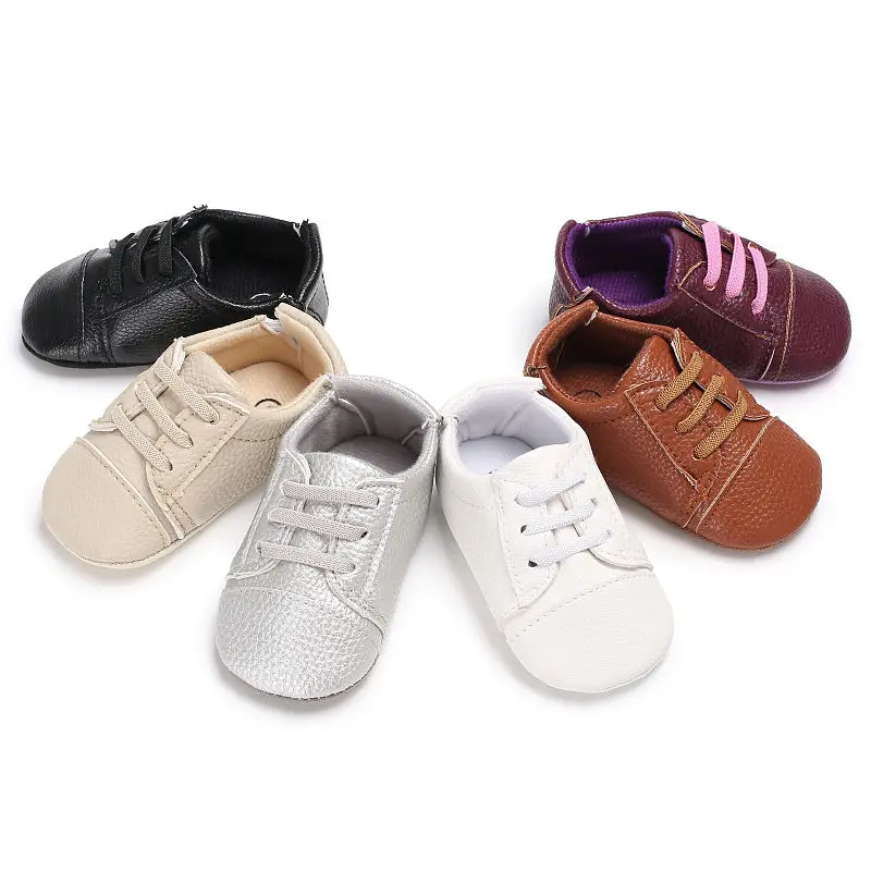 Первая ходунка, красивая обувь из искусственной кожи для мальчиков и девочек, модная цветная нашивка, нескользящая обувь для малышей 0-18 месяцев