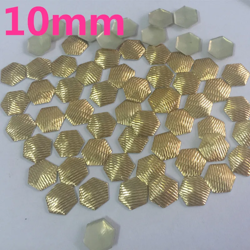 300pcs/lot 10mm Gold Metal Cutting Nailheads Hexagonal/Football Shaped HotFix FlatBack With Glue Heat Transfer Use For Garment | Дом и сад