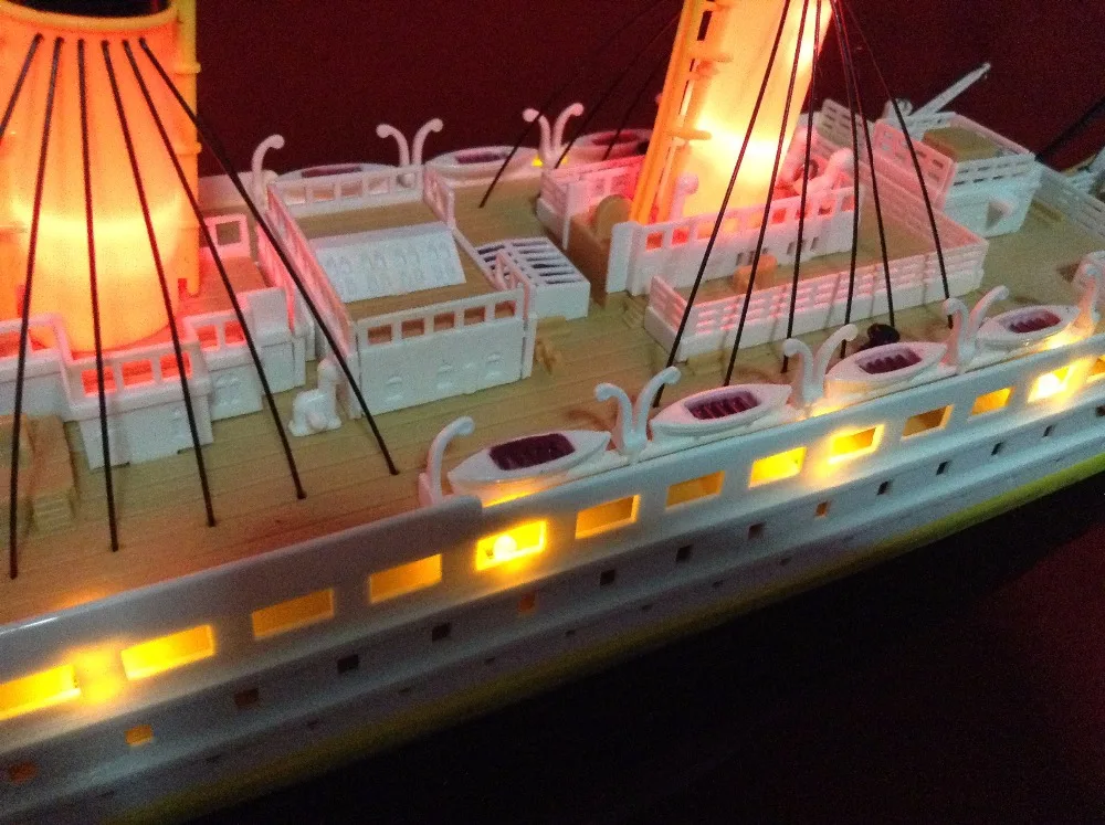 radio control titanic ship