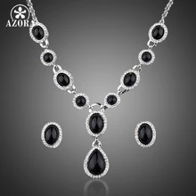 AZORA Gorgeous White Gold Color Stellux Austrian Crystal Stud Earrings and Heart Pendant Necklace Set TG0013