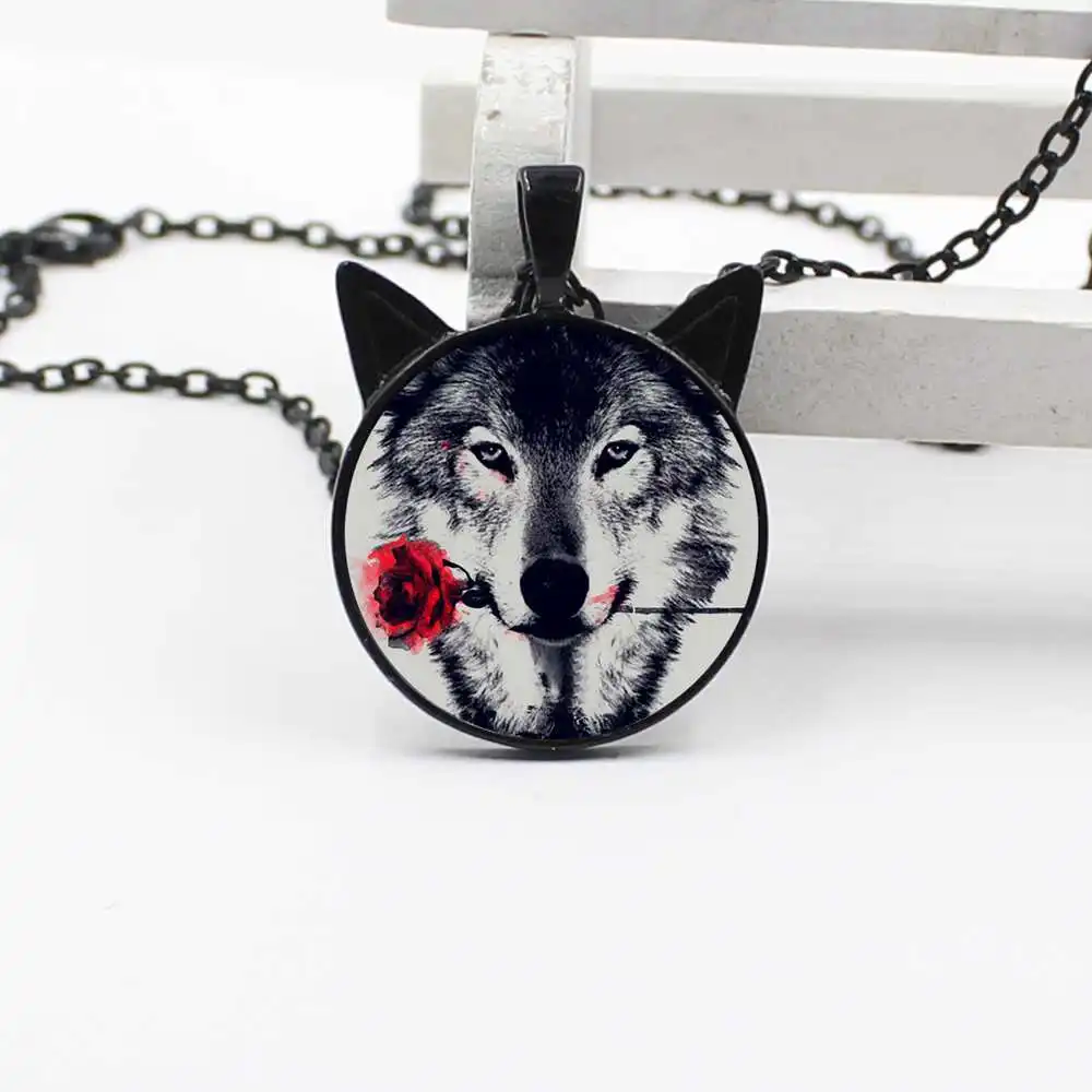 

Hot wholesale cat ear pendant necklace wolf wolf and rose glass round item necklace chain gift
