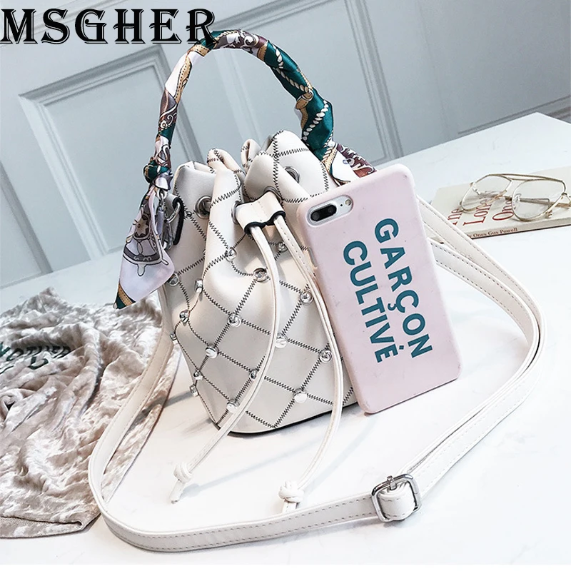

MSGHER Bucket Handbags Women Fashion Rivet Small Bags Female Scarves Shoulder Bags Diamond Lattice Crossbody Bags