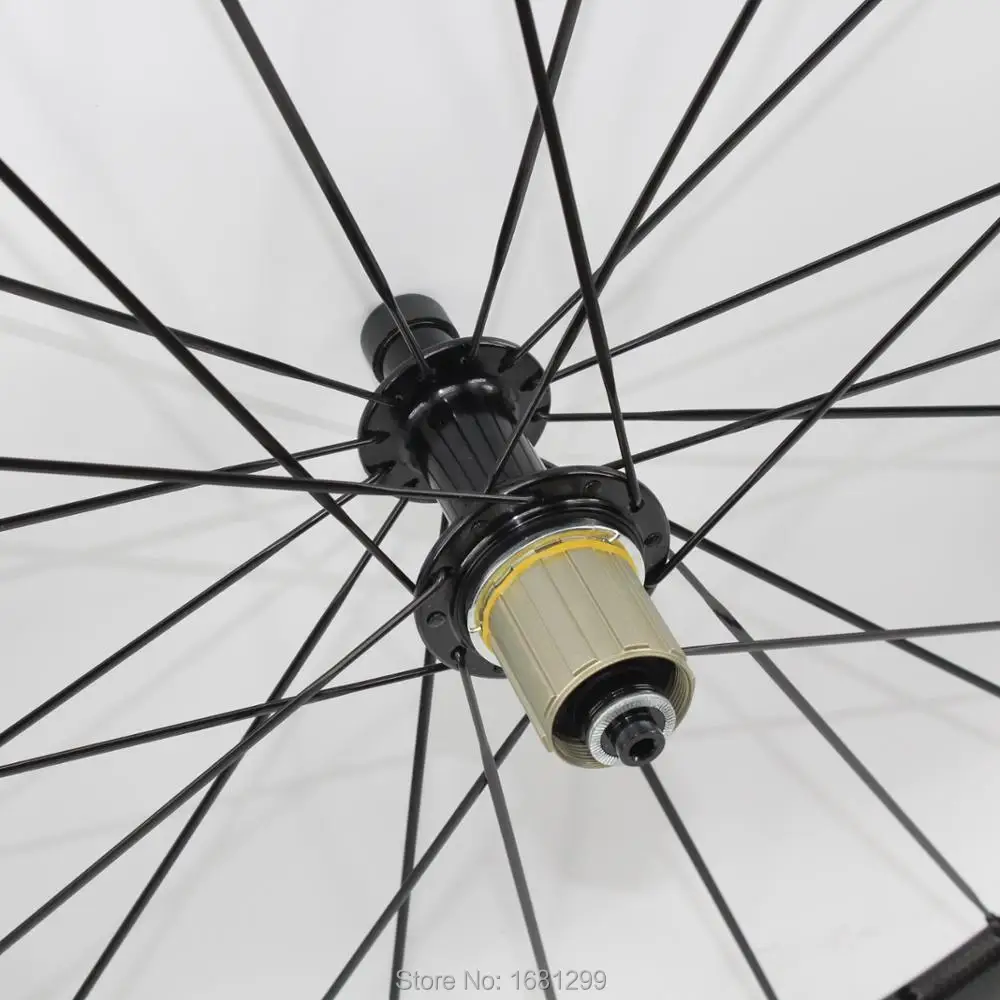 Новые 700C 60 мм clincher Диски дорожный велосипед aero 3 К углеродного волокна велосипед колесная с сплава площадь поверхности тормозов R13 концентраторы свет