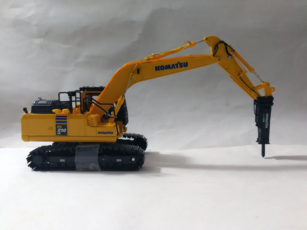 UH8140 1:50 Komatsu PC210LC-11 с молоток игрушка-сверло