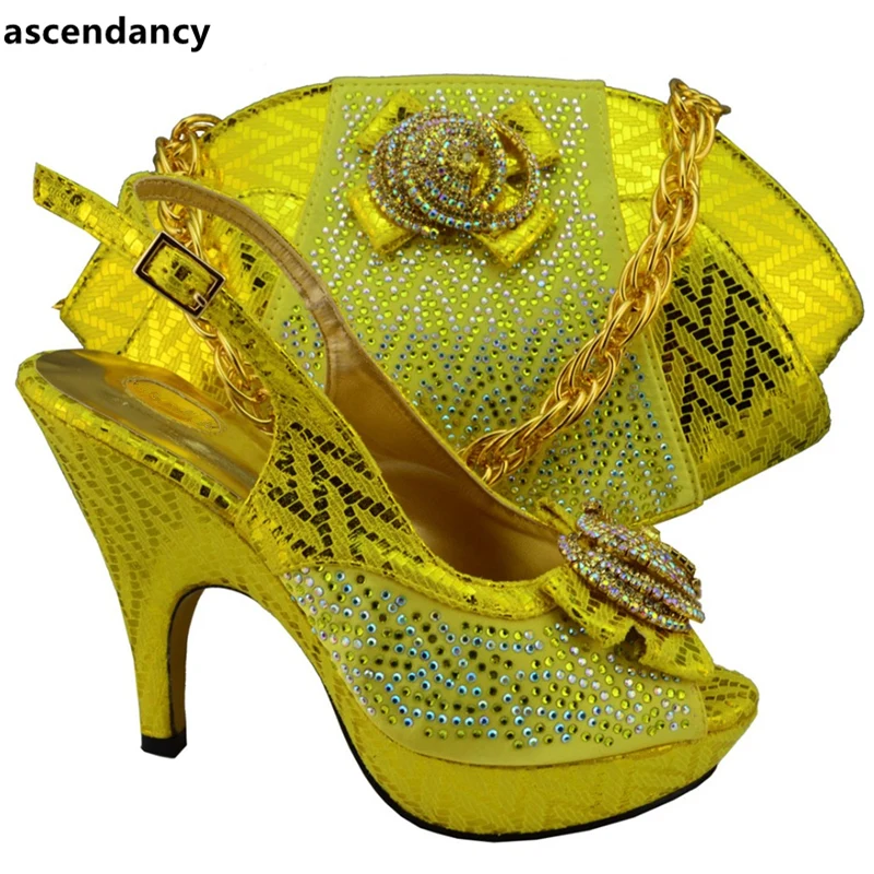 

New Arrival Yellow Color African Shoe and Bag Set for Party In Women Nigerian Women Wedding Shoes and Bag Set Italy Shoe and Bag